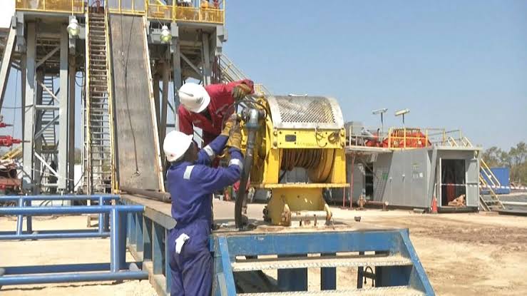 Zimbabwe Discovers Oil, Gas, Helium